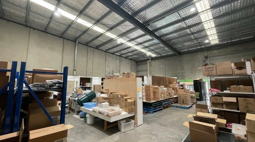 warehouse showroom for sale in hoppers crossing