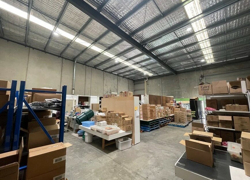 warehouse showroom for sale in hoppers crossing