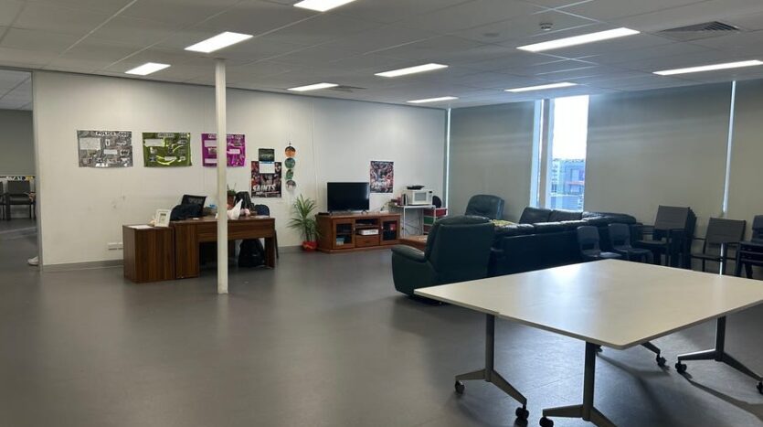 Open layout medical office space in Craigieburn Junction with modern fit-out