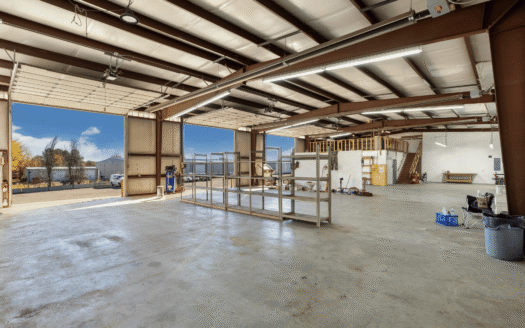 commercial property for lease in Moonee Ponds, Why Leasing Industrial Real Estate in Hoppers Crossing Makes Strategic Sense for Business Owners